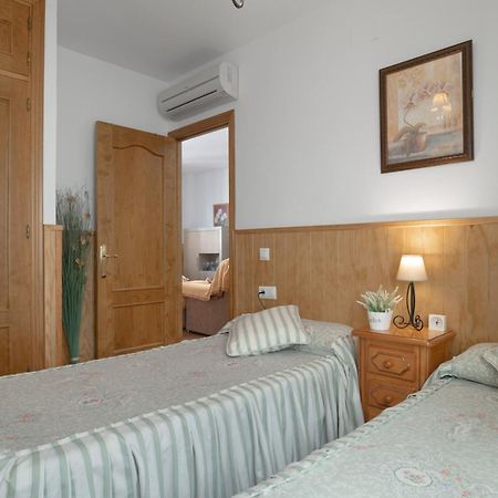 קוניל דה לה פרונטרה Apartamento Rocio - Solo Familias מראה חיצוני תמונה